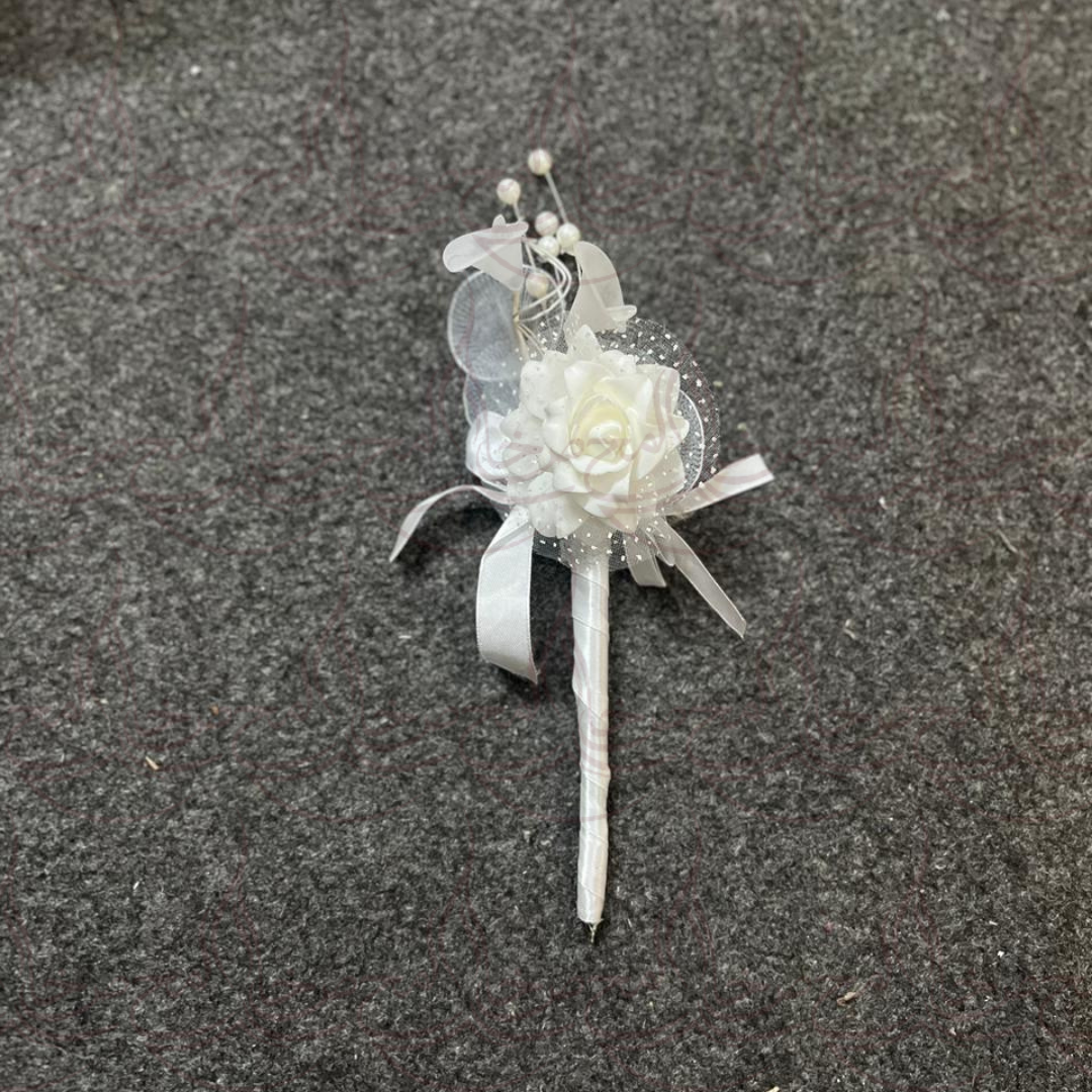 Luxury White Flower Pen